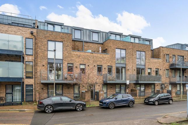 2 bed flat