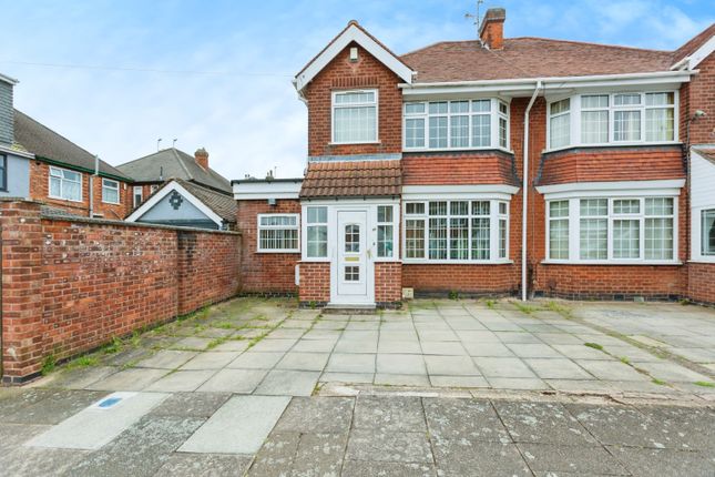 4 bed semi-detached house