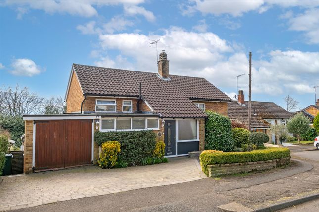 Smoke Lane, Reigate 3 bed detached house for sale