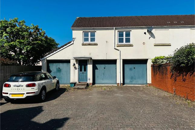 2 bedroom coach house for sale