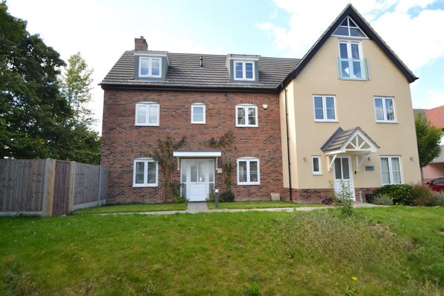 Hummerston Close, Buntingford 4 bed semi