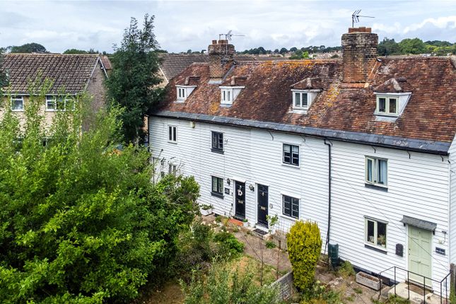 Tovil Green, Maidstone, Kent, ME15 2 bed terraced house for sale