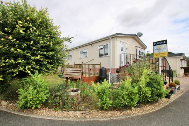 2 bedroom park home for sale