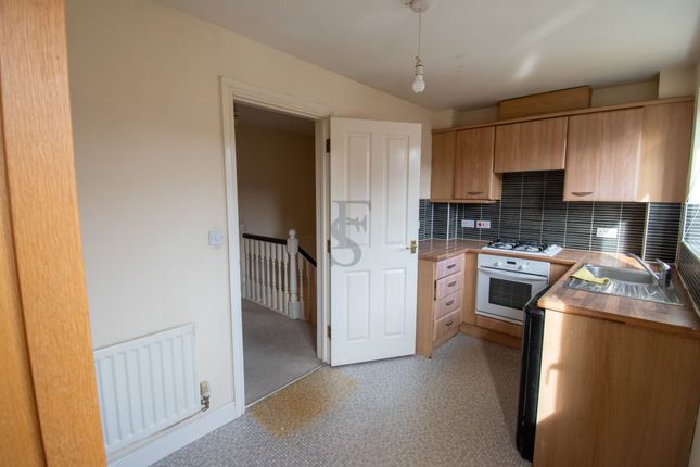 Brompton Road, Hamilton, Leicester 3 bed townhouse for sale