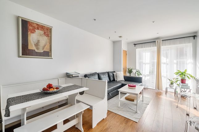 Carroll Court, Mitcham CR4 1 bed apartment for sale