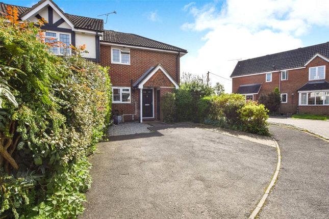 Manor Farm Close, Guildford GU12 2 bed end of terrace house for sale
