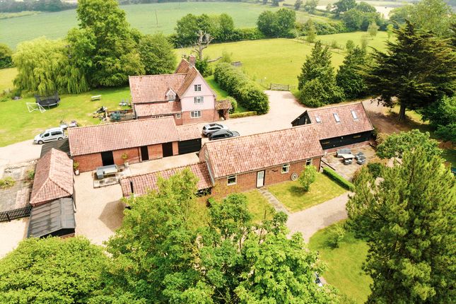 Halesworth IP19 6 bed detached house for sale