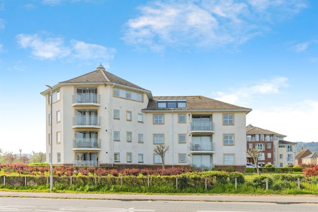 3 bedroom flat for sale