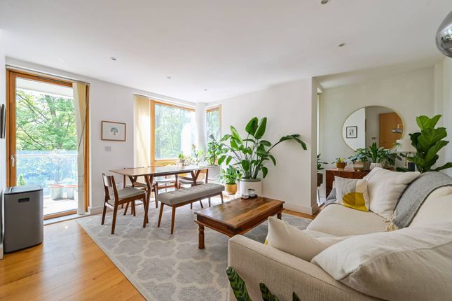 Hornsey Lane, Highgate, London, N6 2 bed flat for sale