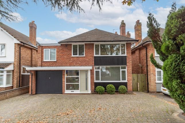 4 bed detached house