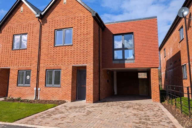 2 bed semi-detached house