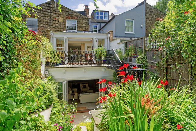 5 bedroom terraced house for sale