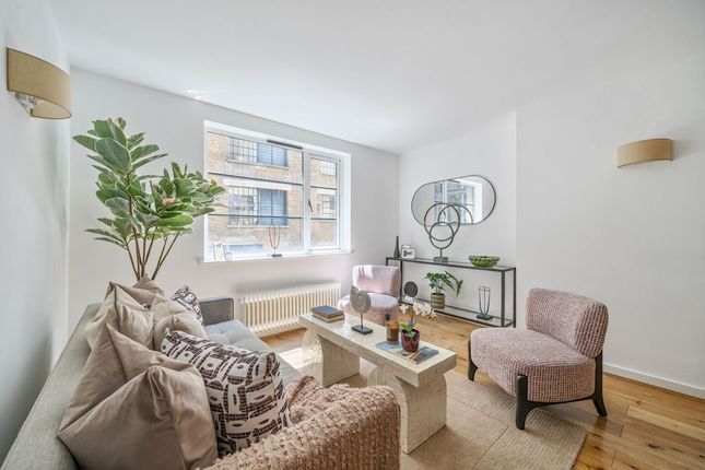 Tanners Yard, Long Lane, SE1 1 bed flat for sale