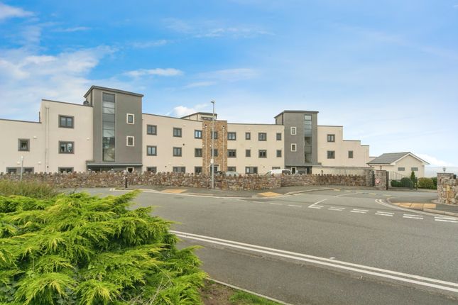 2 bedroom maisonette for sale
