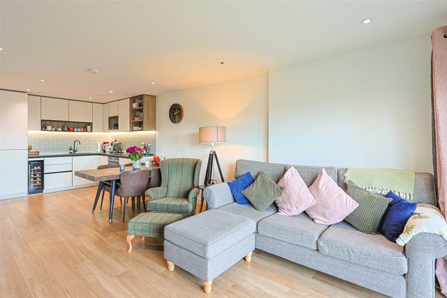 Beaufort Square, Beaufort Park... 2 bed apartment for sale