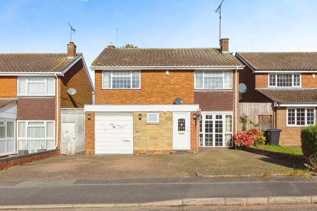 4 bed detached house