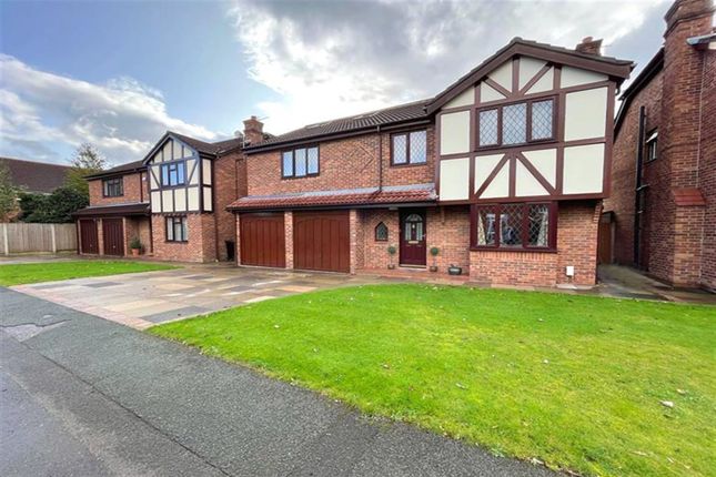 6 bedroom detached house for sale