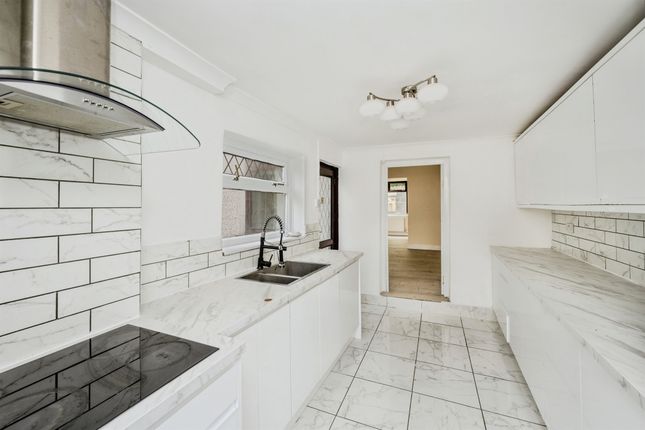 2 bedroom end of terrace house for sale