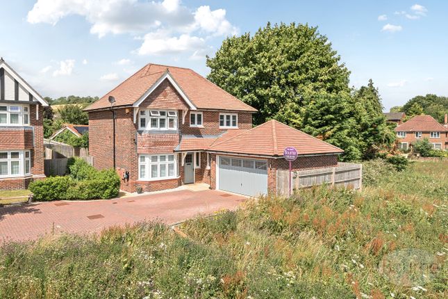 4 bed detached house