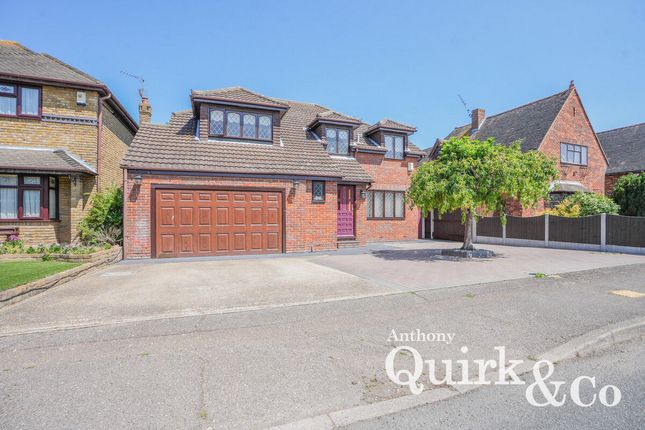 4 bed detached house