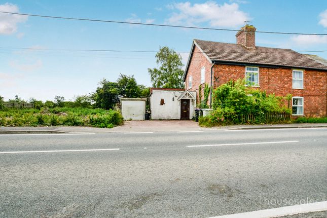 2 bedroom semi-detached house for sale