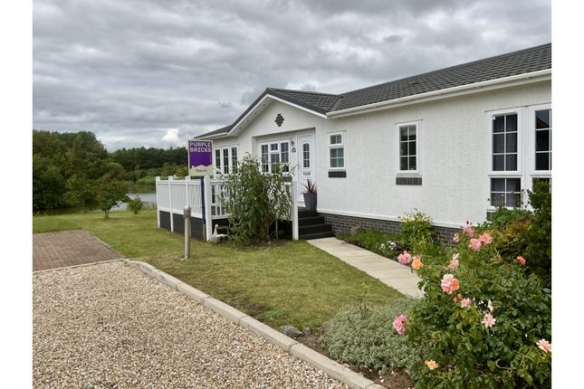 2 bedroom park home for sale