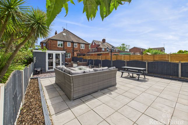 Holderness Road, East Yorkshire HU8 3 bed semi