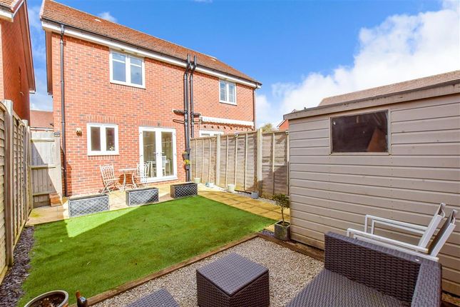 2 bedroom semi-detached house for sale