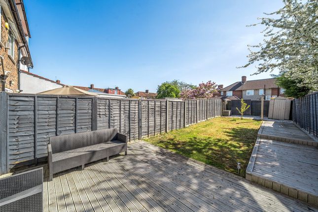Middleton Road, Morden SM4 3 bed terraced house for sale