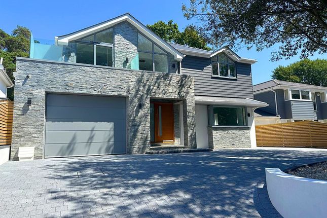 4 bed detached house