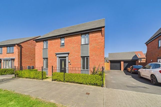 Birchfield Way, Telford TF3 4 bed detached house for sale
