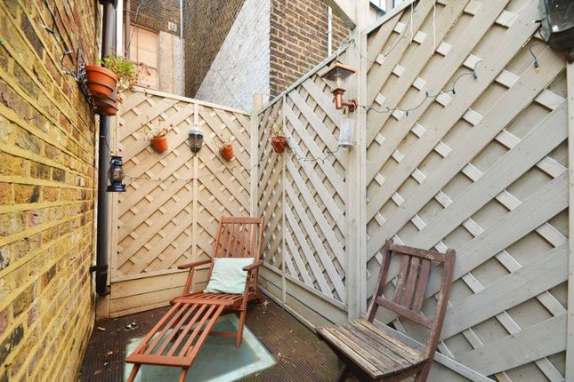 2 bed flat