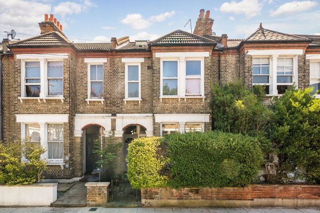 2 bedroom maisonette for sale