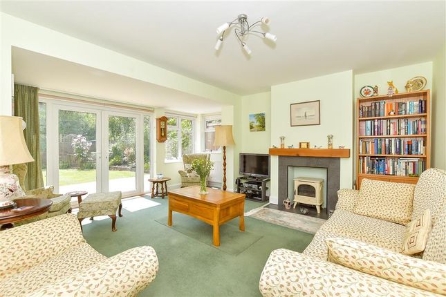 4 bed detached house