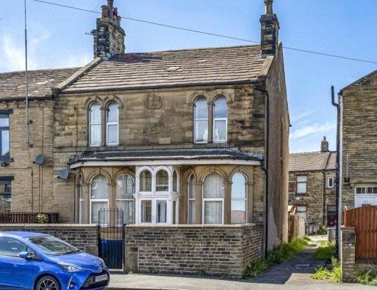 Cutler Heights Lane, Bradford, West... 4 bed semi