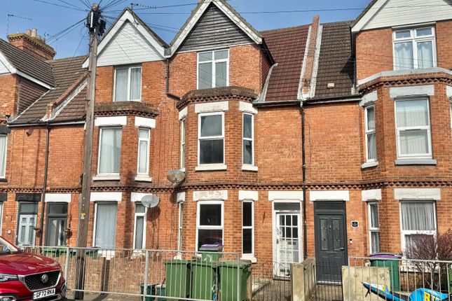 5 bed terraced house