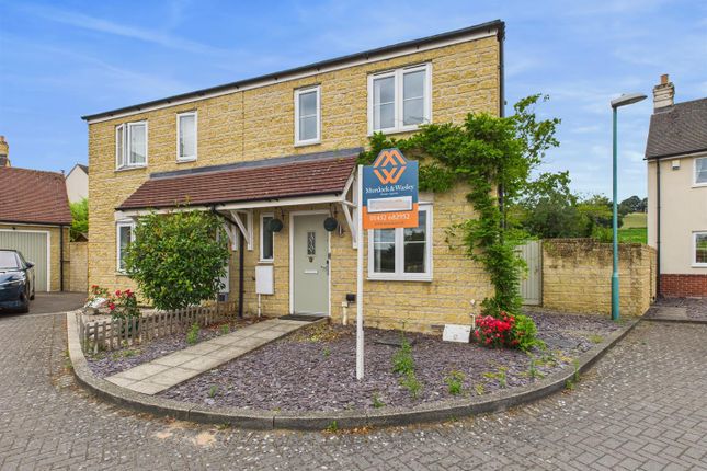 Tiger Moth Close, Brockworth, Gloucester 3 bed semi
