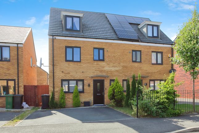 4 bedroom semi-detached house for sale