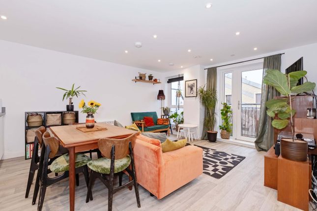 Turner Place, School Road 2 bed apartment for sale