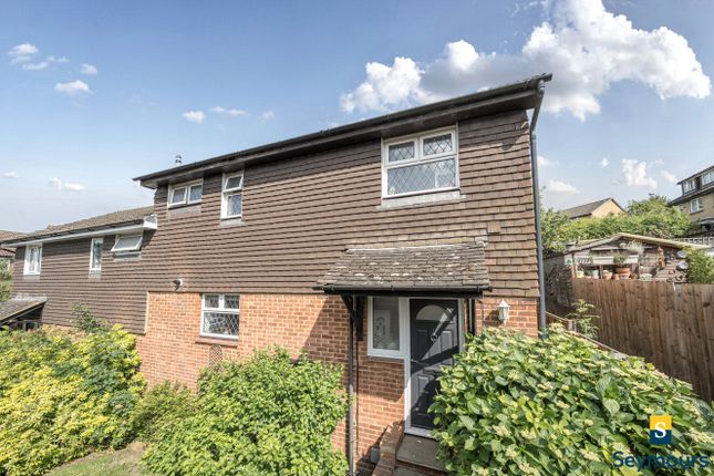 Speedwell Close, Guildford GU4 3 bed semi