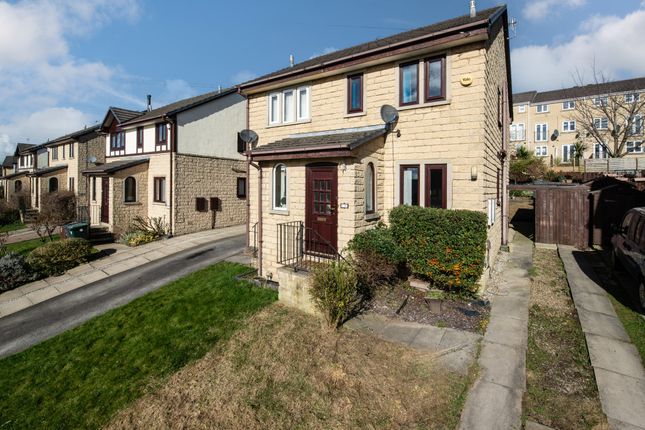 The Oval, Bingley, West Yorkshire, BD16 2 bed semi