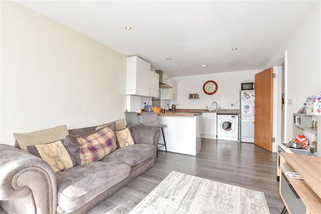 2 bed flat