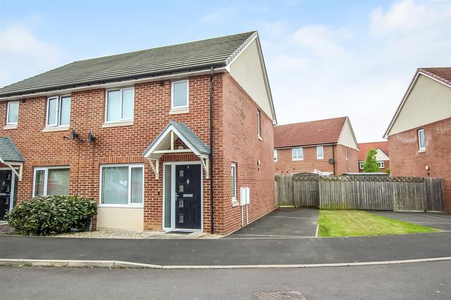 Celandine Close, Darlington 2 bed semi