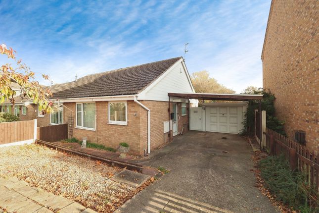 2 bedroom semi-detached bungalow for sale