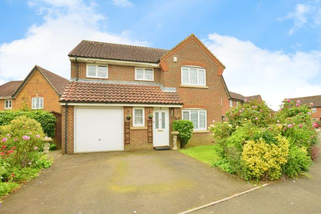 4 bed detached house