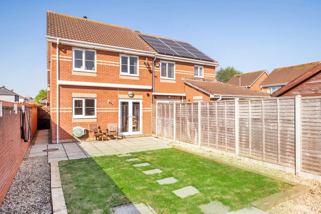 Rangers Walk, Bristol BS15 3 bed semi