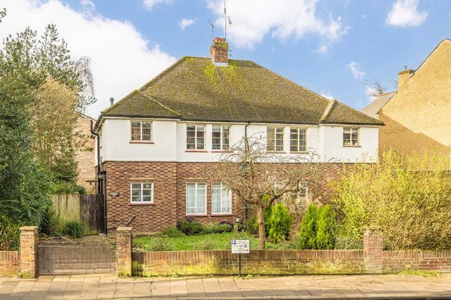 St. Margarets Road, St Margarets TW1 2 bed flat for sale