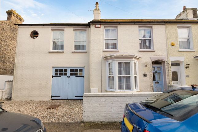 Upton Road, Broadstairs, CT10 3 bed semi