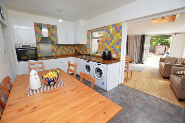 3 bed end terrace house