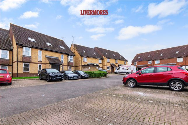 Heatherbank Close, Crayford, Kent 1 bed flat for sale